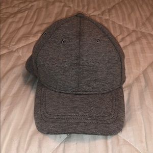 Lulu lemon hat